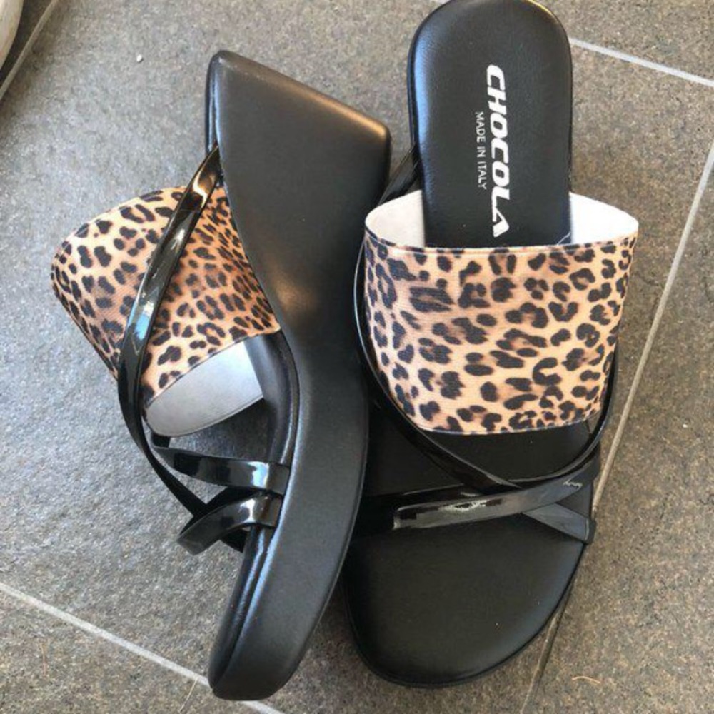 New leopard print wedges size 37